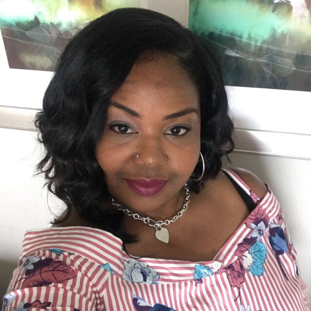 Meet your Posher, Niya